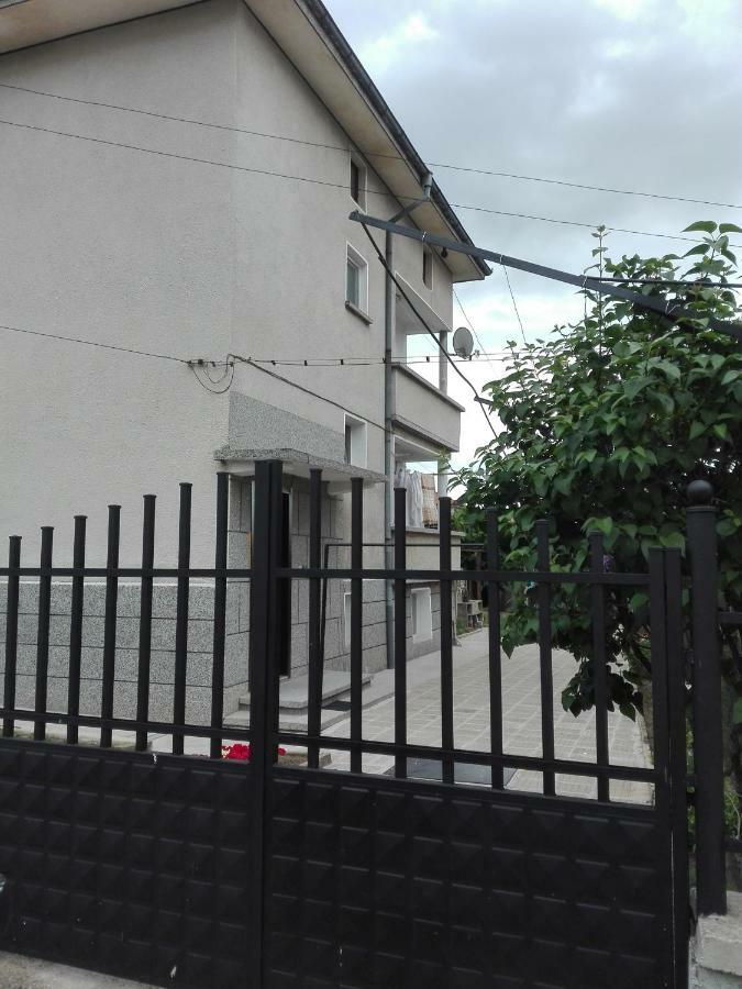 Къща за гости Велковски Хисаря Стая снимка